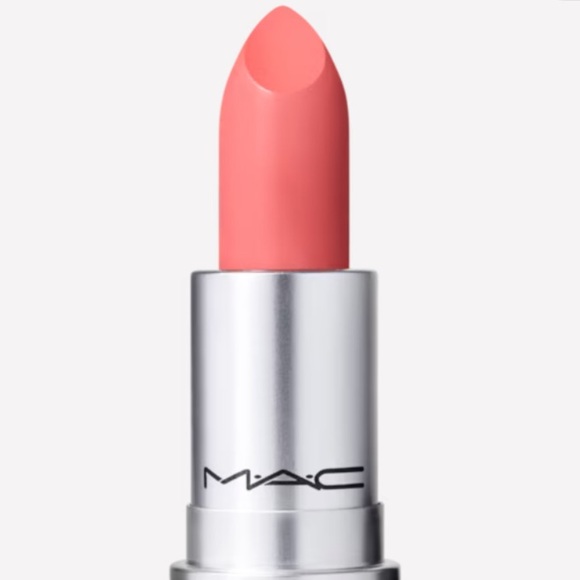 βοΈ RUNWAY HIT a MAC RETRO MATTE LIPSTICK. RETAIL $23. **NEW IN THE BOX. - Picture 11 of 13
